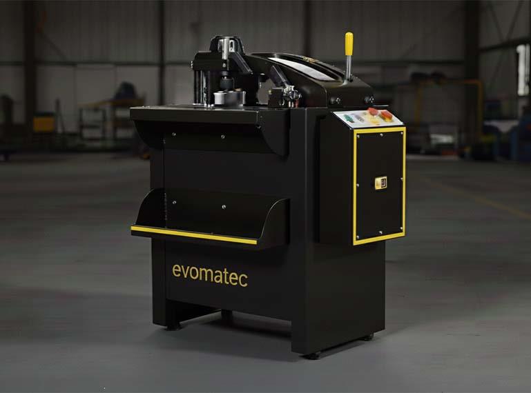 End milling machine for UPVC & aluminum profiles